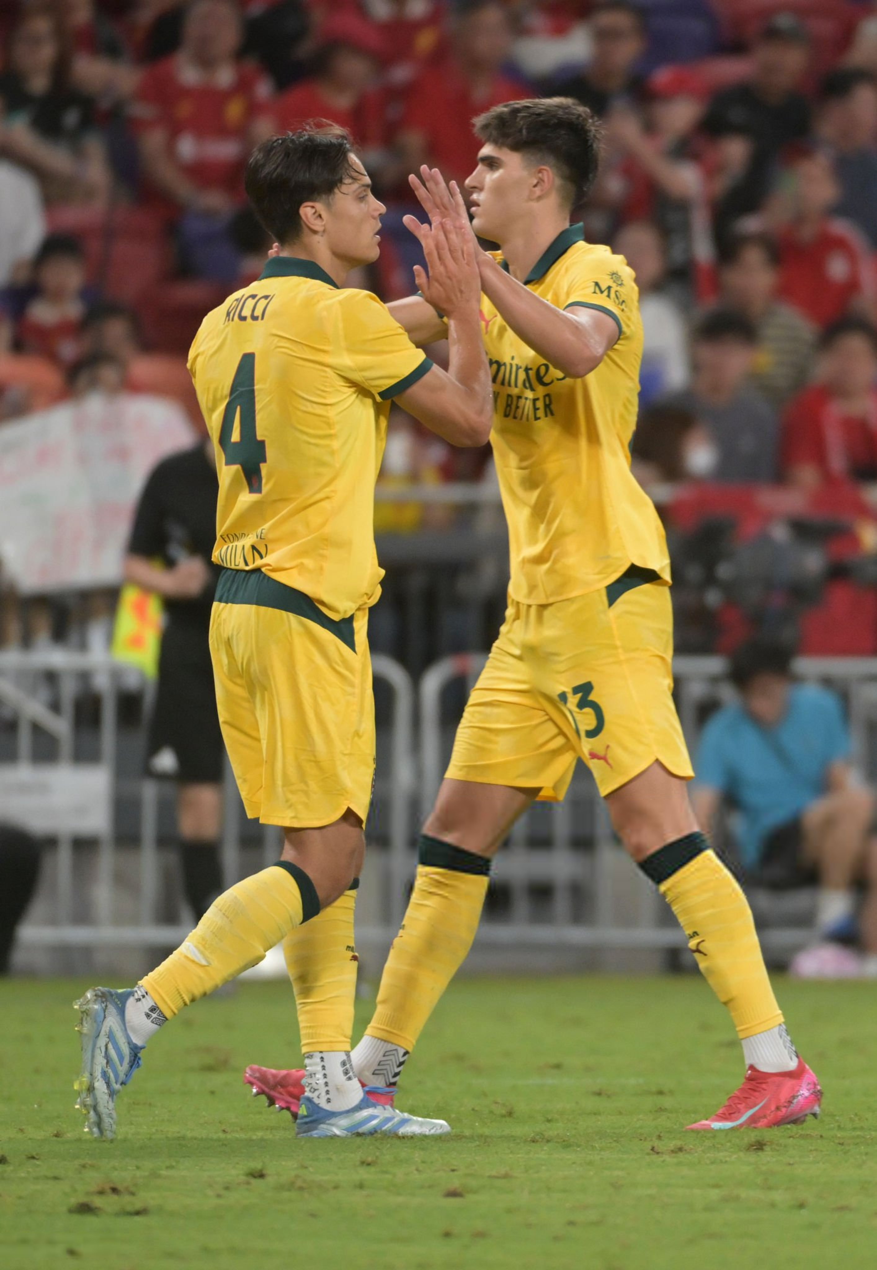 包含AC米兰主场不敌利物浦,晋级欧冠半决赛的词条 包含AC米兰主场不敌利物浦,晋级欧冠半决赛的词条