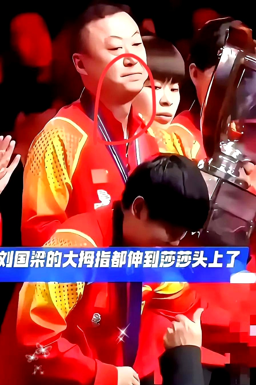 包含重庆男篮力克对手，取得胜利的词条