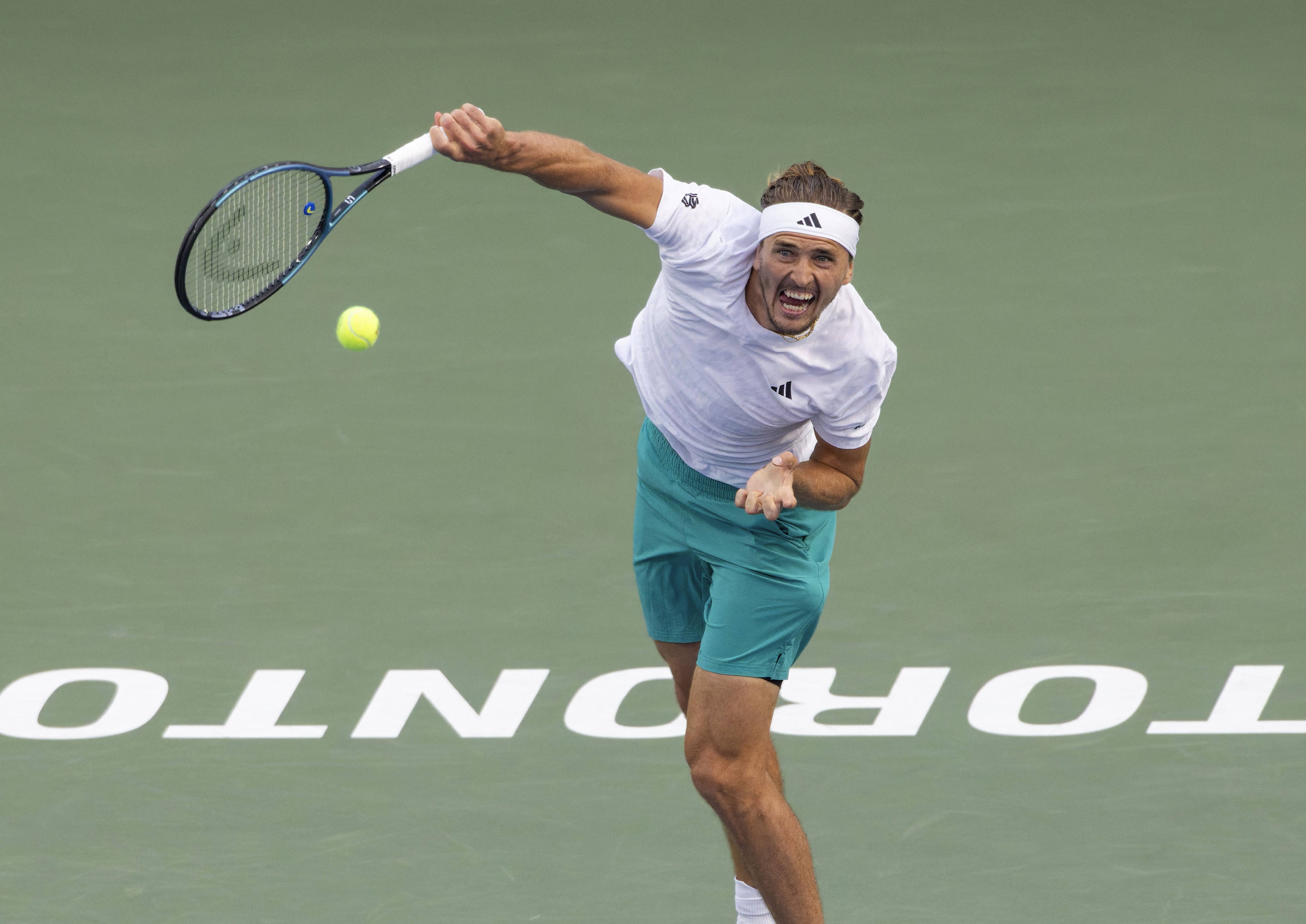 英国网球队翻盘美国网球队，兹维列夫绝境逆转的简单介绍