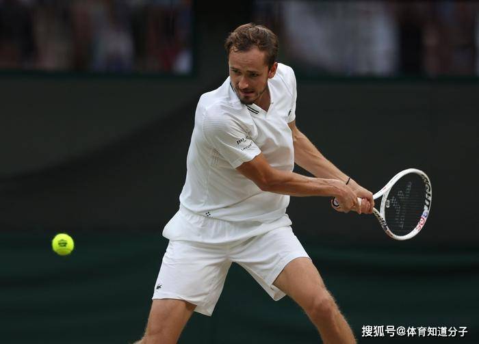 包含年终总决赛碾压美网，梅德韦杰夫状态火热的词条