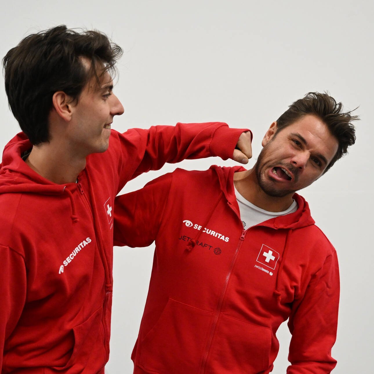 戴维斯杯横扫联合杯，兹维列夫扛起全队的简单介绍