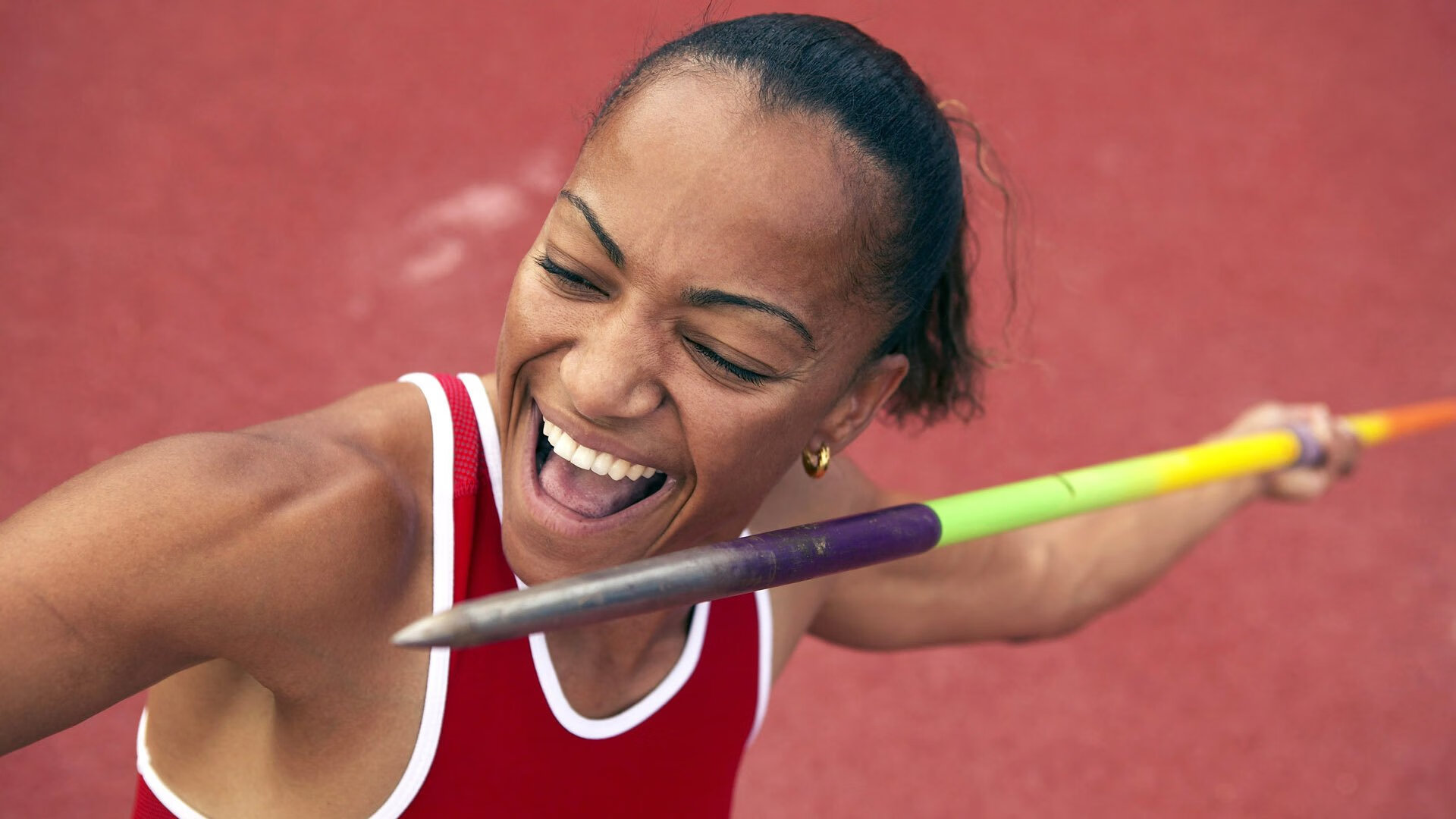 哈利伯顿惊艳四座,勇士冲垮雄鹿,一场定义新格局的经典对决