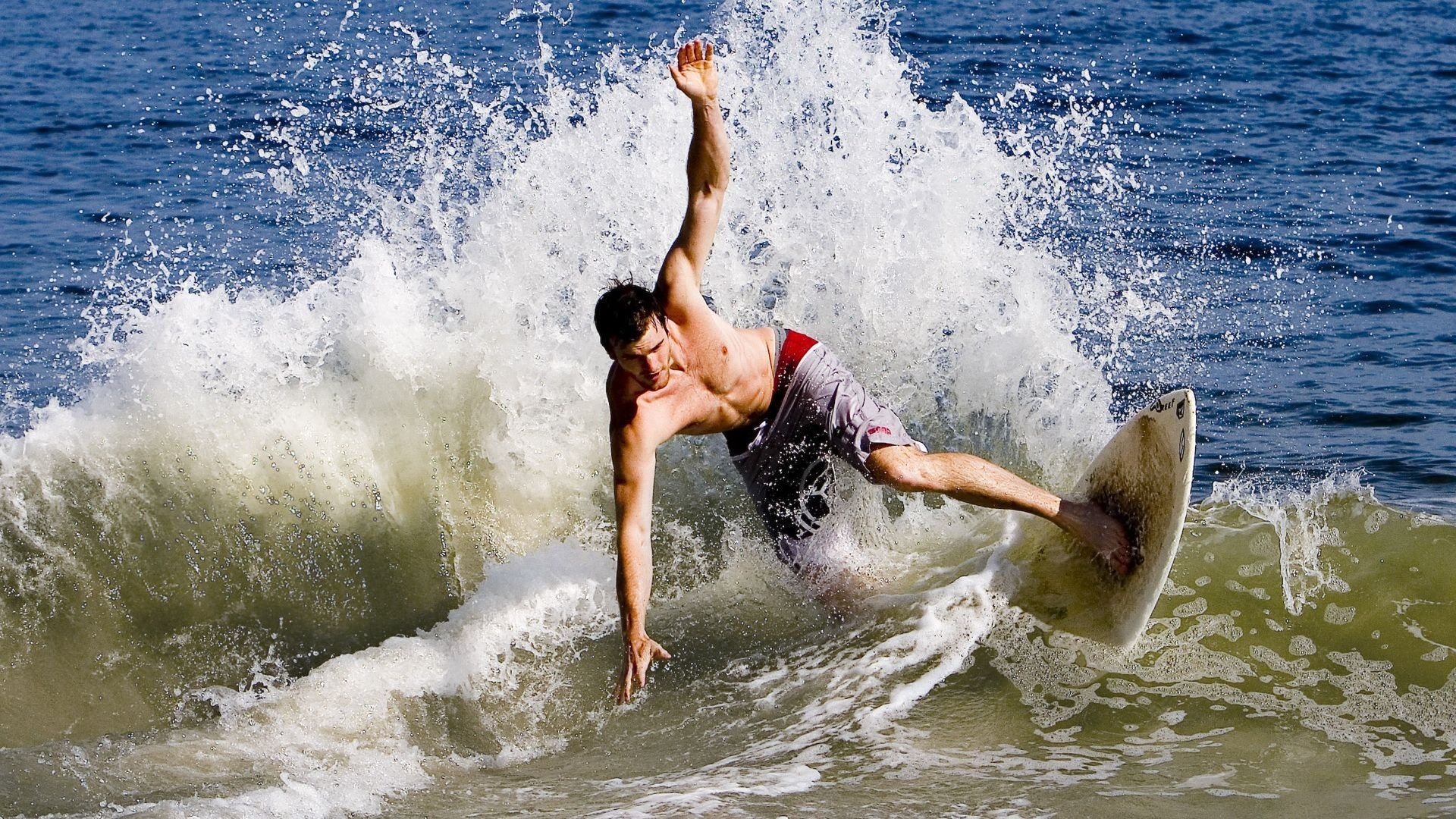 南美风暴席卷欧洲，巴拉圭足球哲学如何制霸威尔士式坚韧