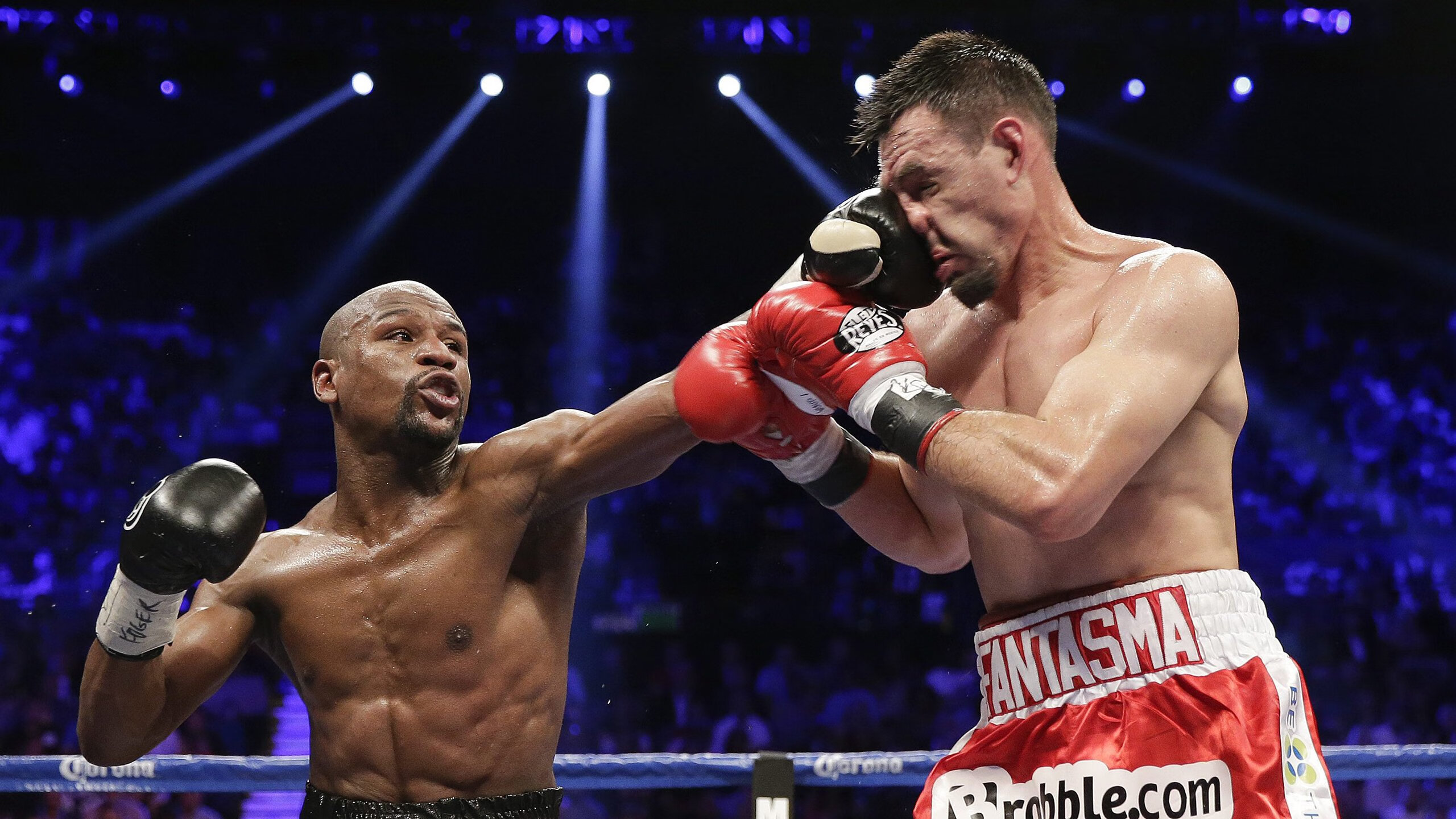 霍勒迪全程高能输出,火箭狂胜雄鹿,一场战术与意志的完胜