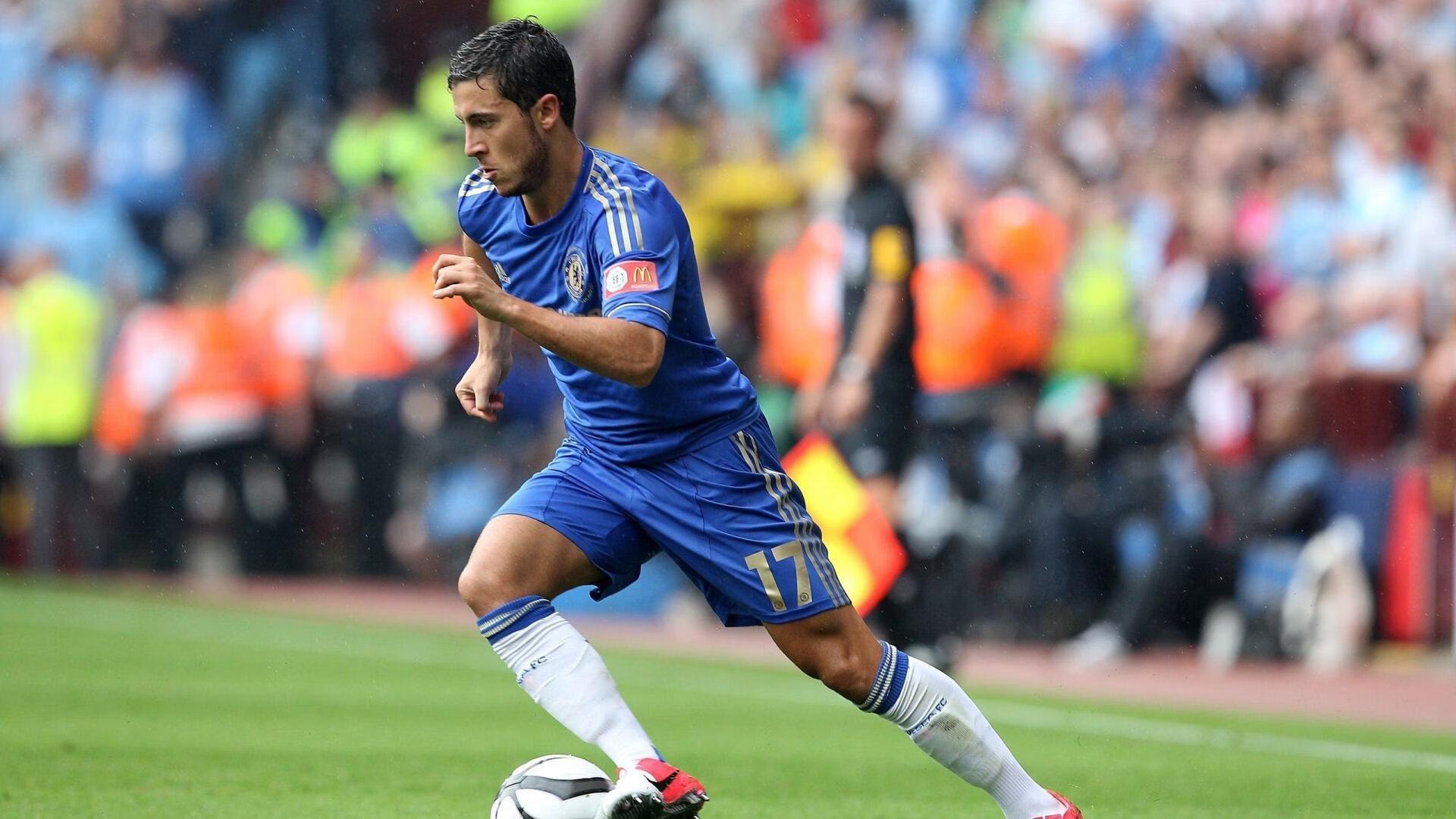 新王登基还是时代更迭?美国资本完胜巴萨,欧冠半决赛背后的足球秩序重构